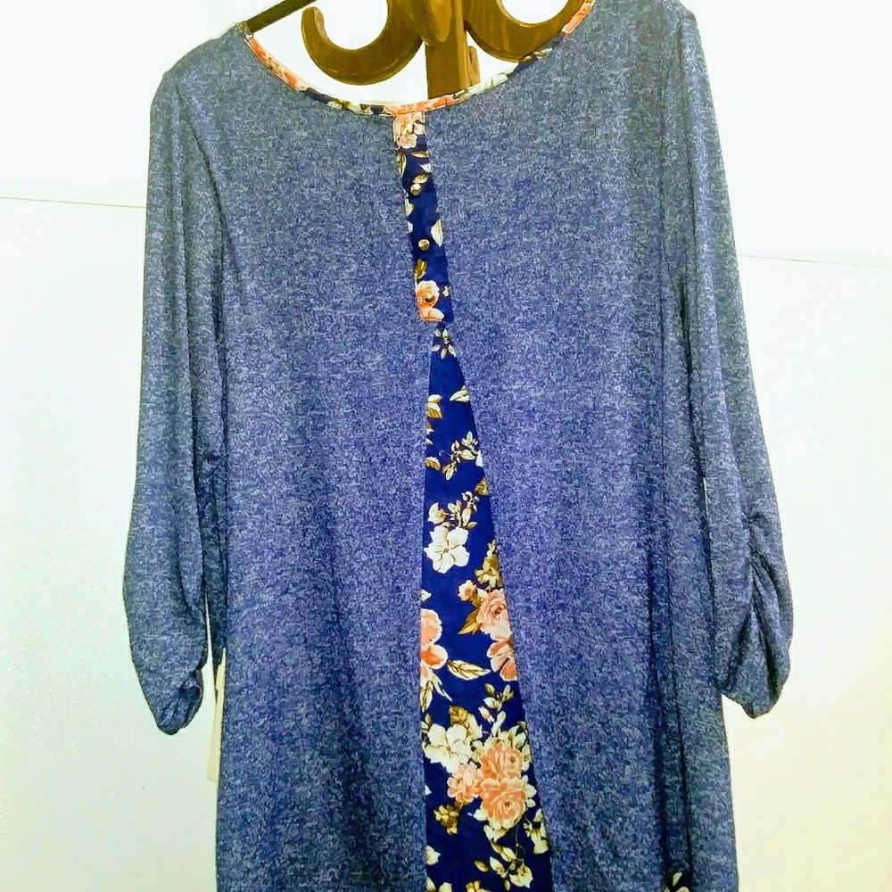 Maternity Blu/Pnk floral split back top